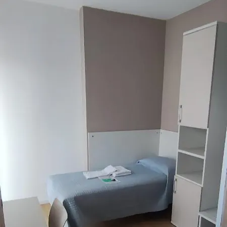 Vroom510 Guest house